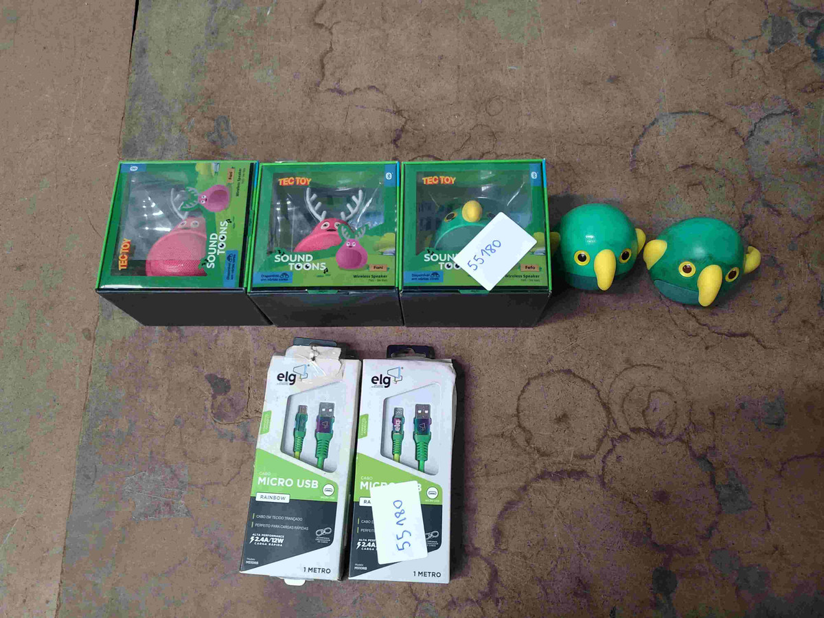 07 ITENS SENDO: 02 CABOS MICRO USB + 05 CAIXAS DE SOM — foto 1
