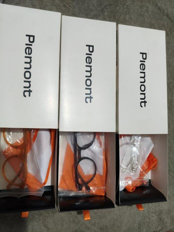 Kit com 3 Óculos Piemont Novos