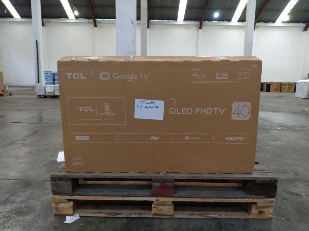 01 Smart Tv 40" - Podendo Conter Tela Trincada
