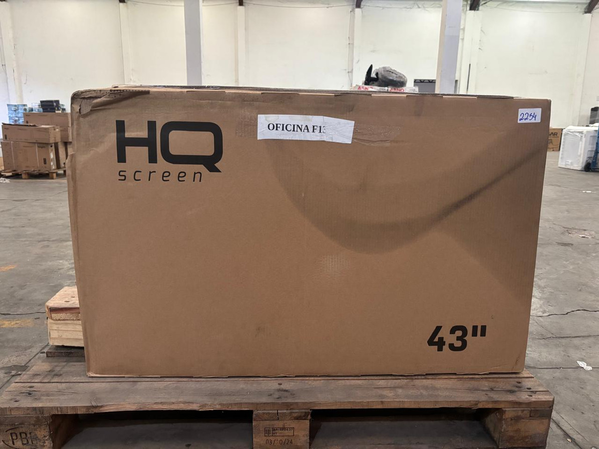 01 Smart Tv 43" - Podendo Conter Tela Trincada