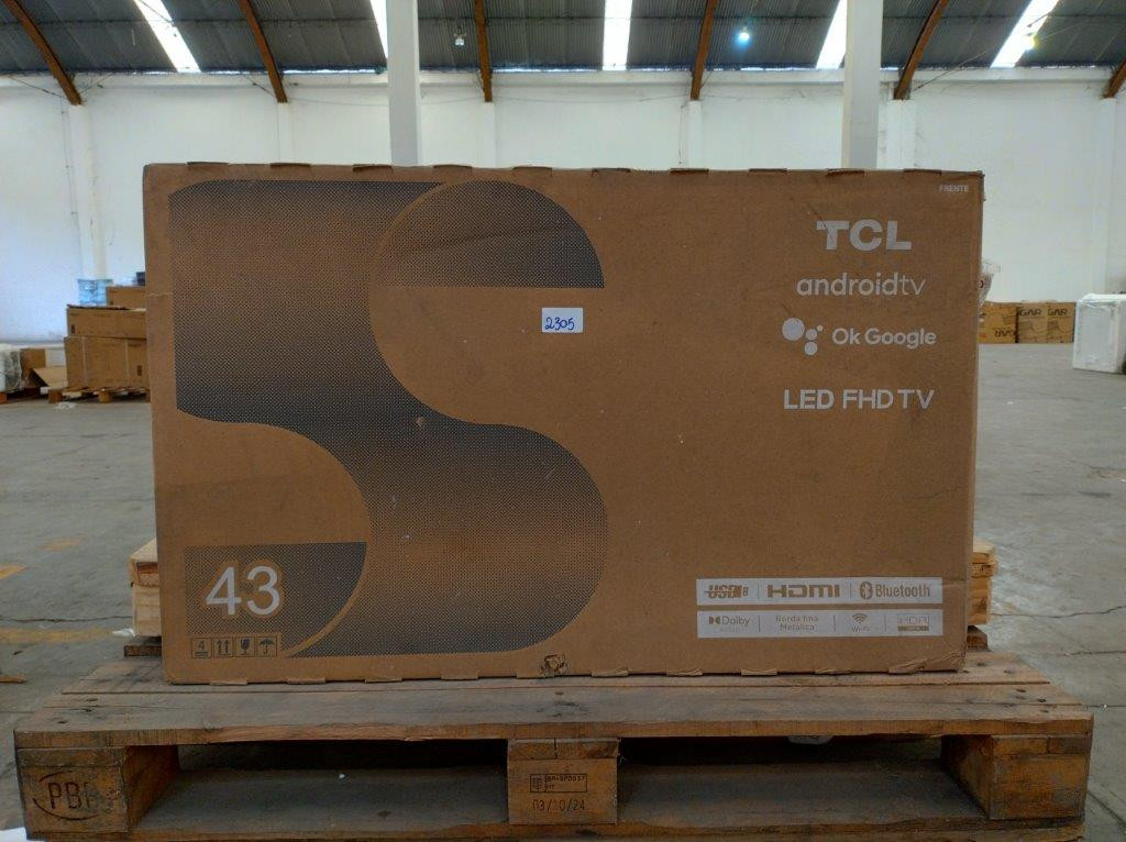 01 Smart Tv 43" - Podendo Conter Tela Trincada