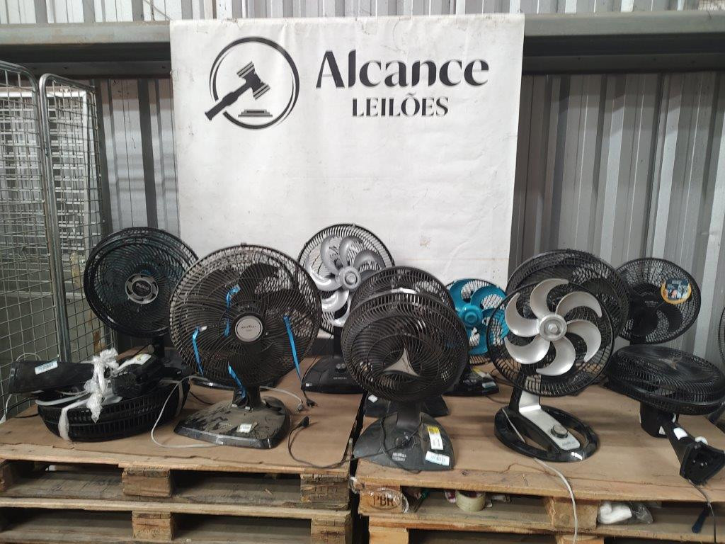 12 Ventiladores de Mesa