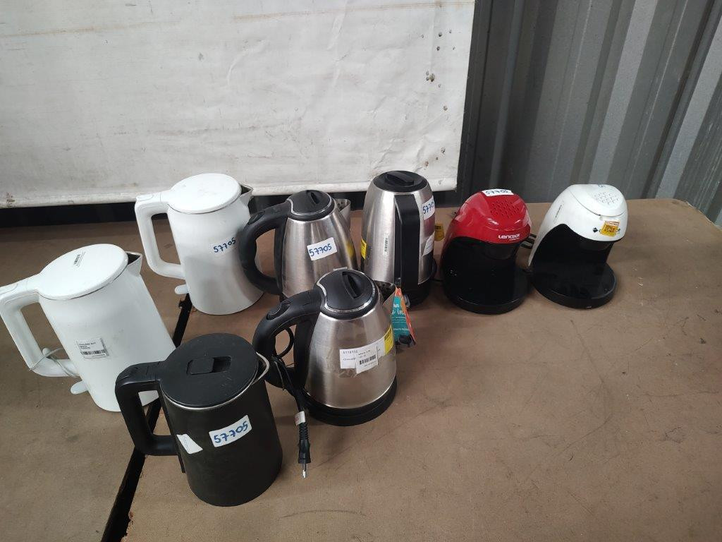 08 Itens Sendo: 06 Chaleiras Elétricas + 02 Cafeteiras