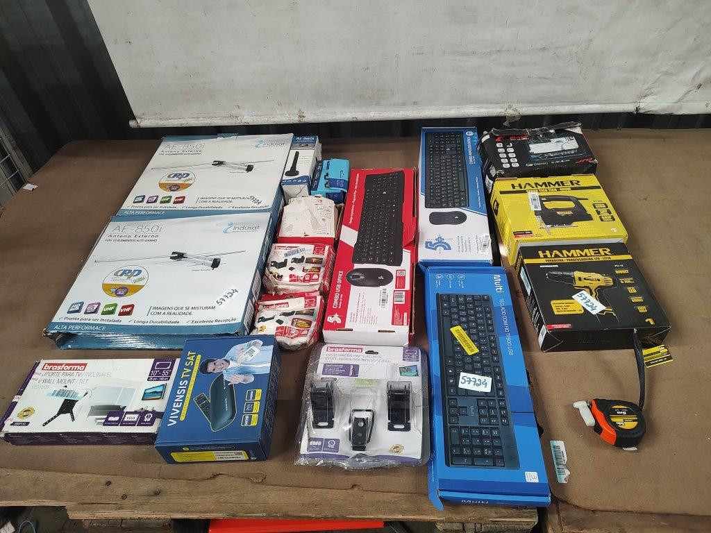 Aproximadamente 17 Itens Diversos, Sendo Antenas, Suportes para Tv, Teclados, Ferramentas e Etc