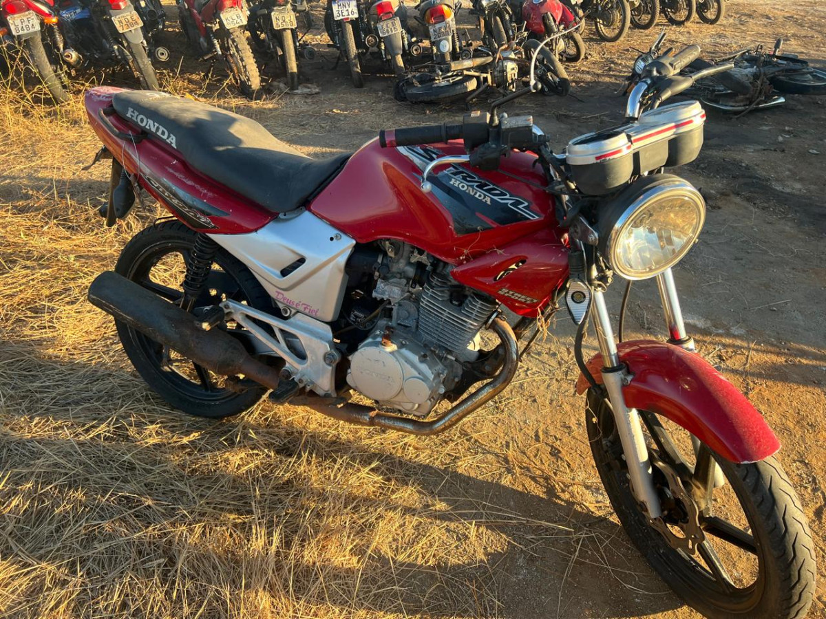 Honda/Cbx 200 Strada