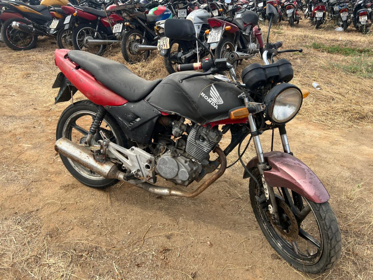 Honda/Cbx 200 Strada