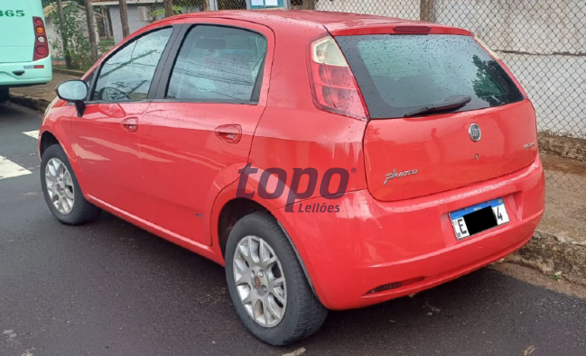 Fiat/Punto HLX 1.8 - 2008 - Cor vermelha