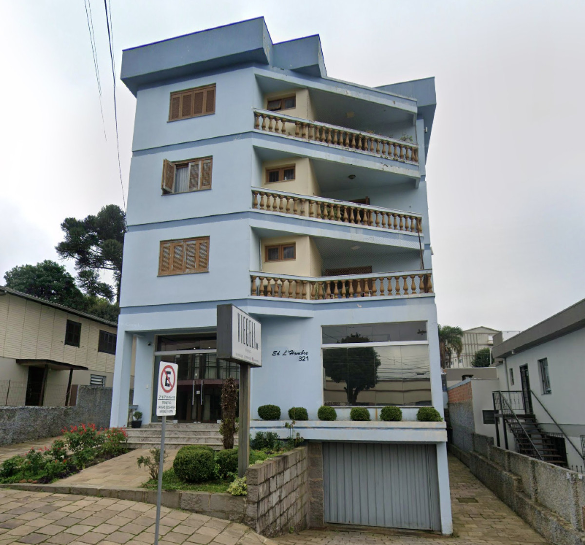 Apartamento - Ed. L'Hombre - Rua Silveira Martins, 321 - Pio X - Farroupilha/RS — foto 2