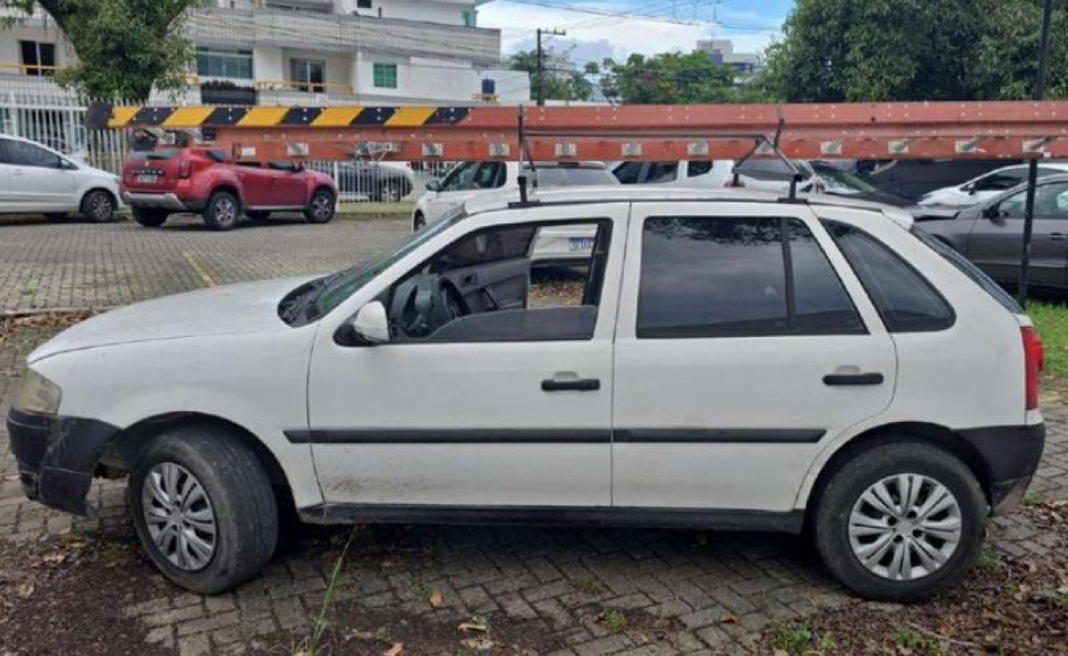 VW/GOL 1.0 - Ano 2007 - Cor Branco — foto 1