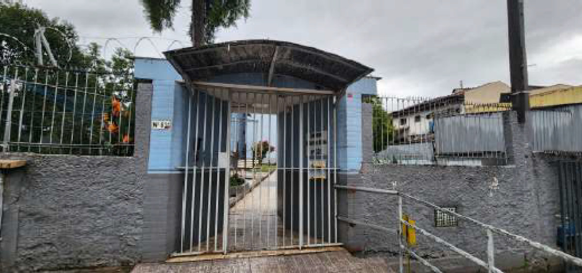 Apartamento com Vaga – Rua Robert Redzimski, 631 – Conj. Moradias Atenas I – Campo Comprido – Curitiba/PR — foto 2