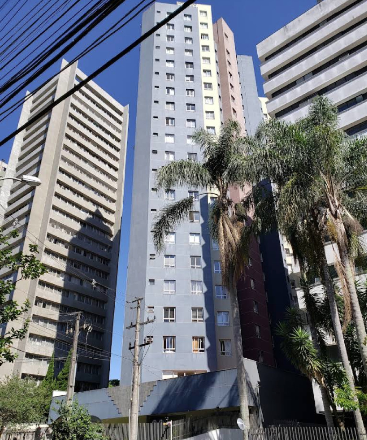 Apartamento Duplex com vaga - Edifício Moreti - Rua Martim Afonso, 1168 - Bigorrilho - Curitiba/PR — foto 1
