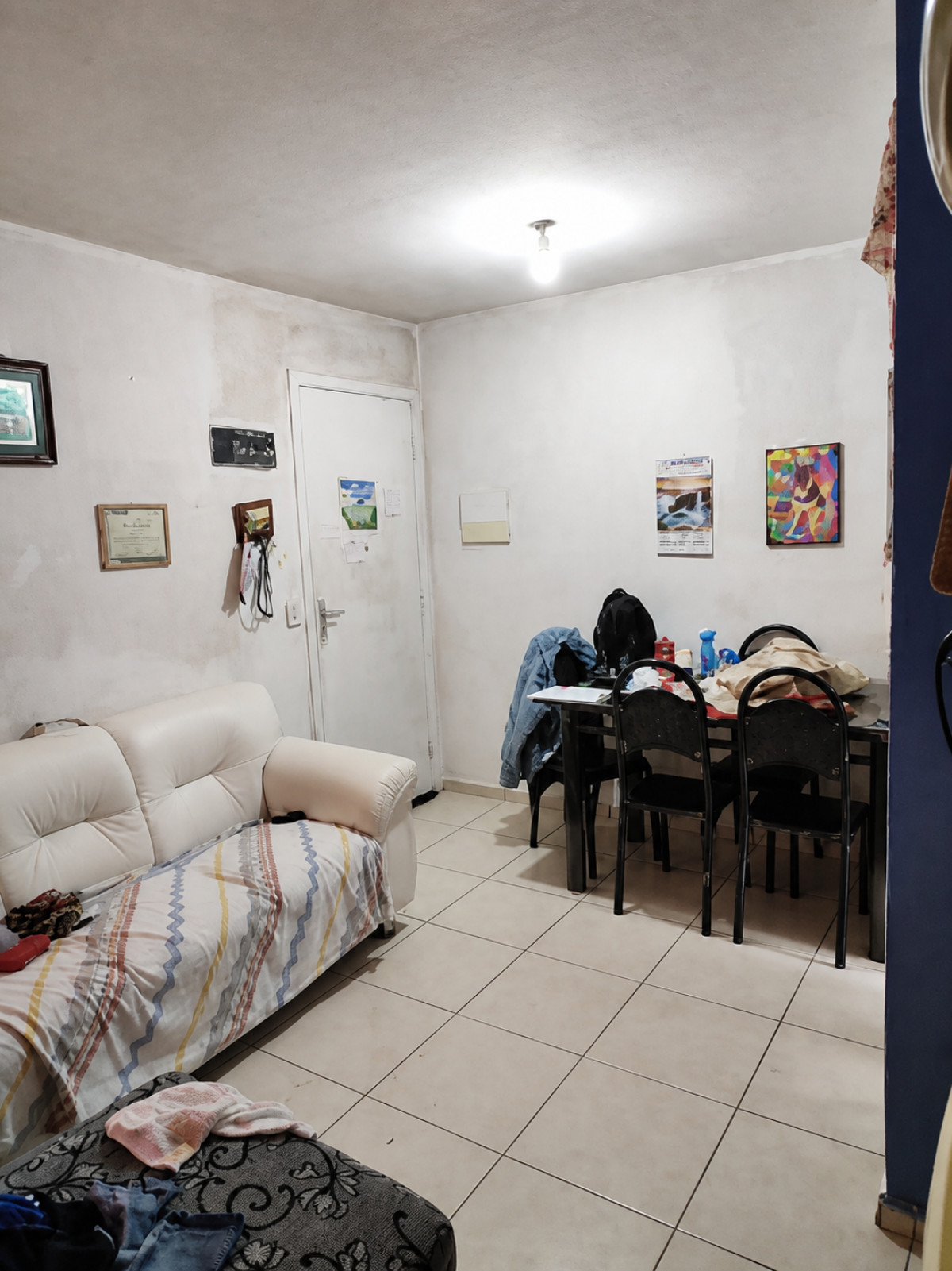 Apartamento - Conj. Residencial Imbuia V - Rua Thereza Lopes Skoroski, 300 - Santa Cândida - Curitiba/PR — foto 4