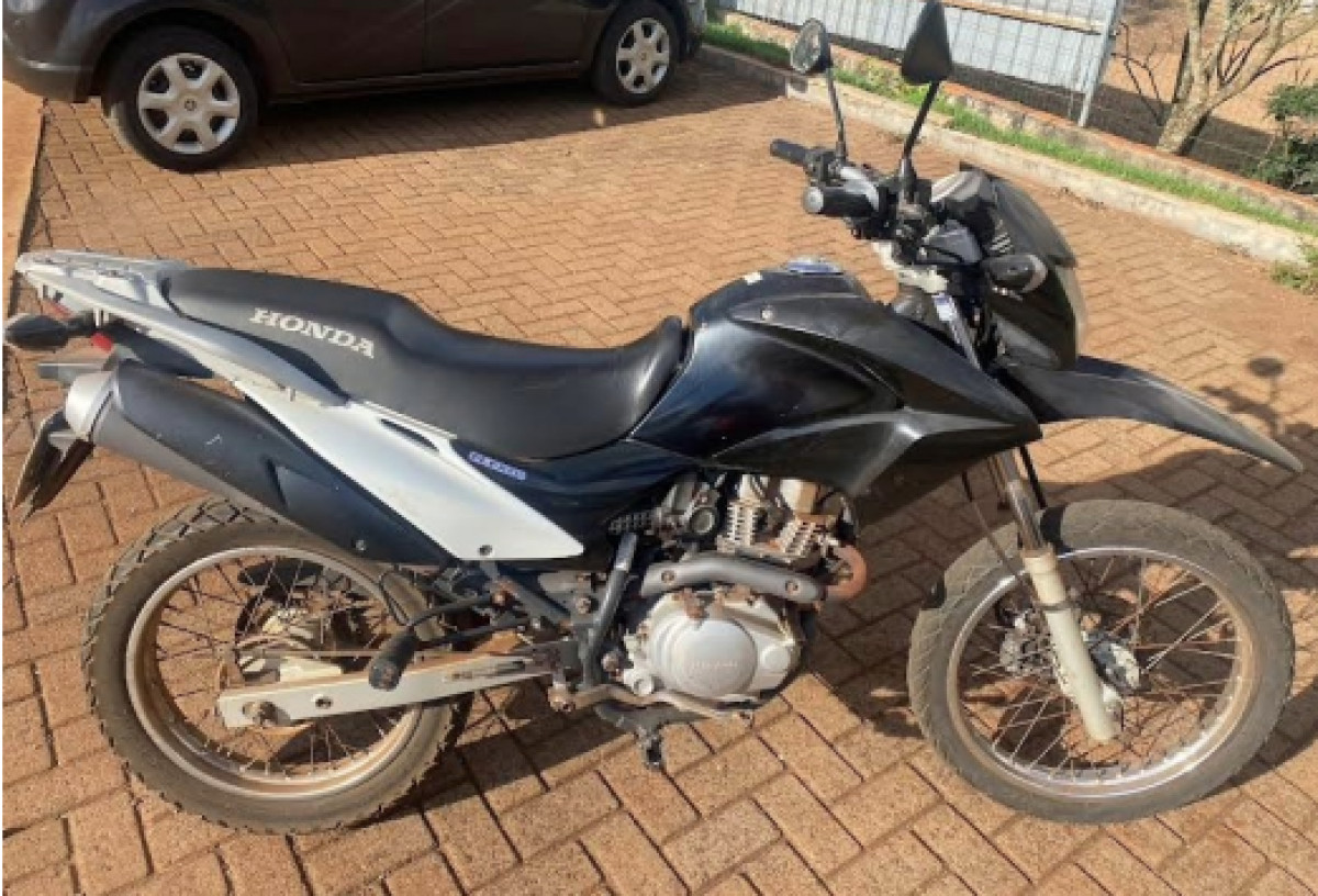 Honda/NXR 150 Bros Esd - Ano 2014 - Cor Preta