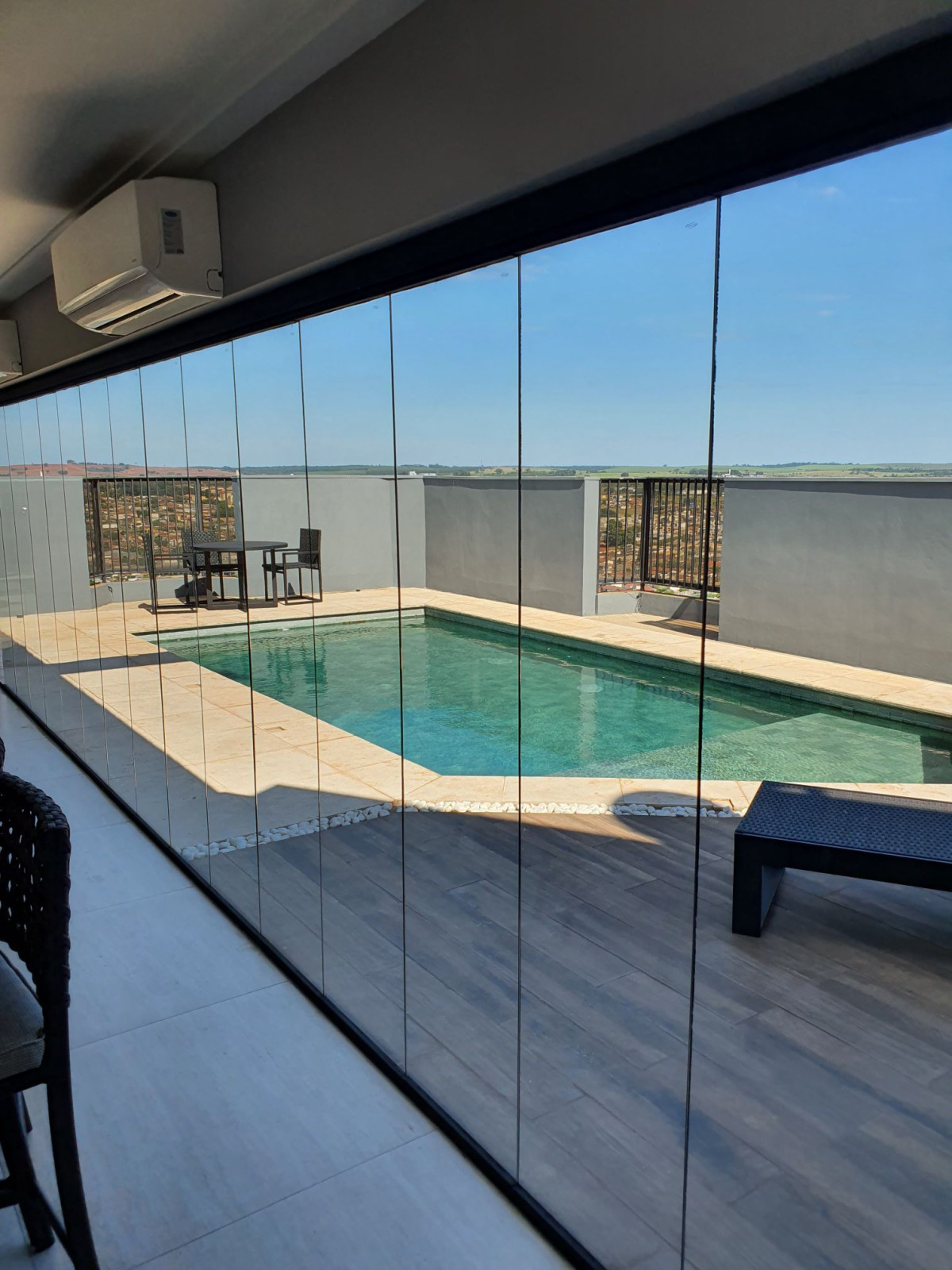 Apartamento Duplex com Vagas de Garagem - Cond. Parque Residencial Maria Isabel - Rua Treze de Maio, 200 - Centro - Lins/SP — foto 2