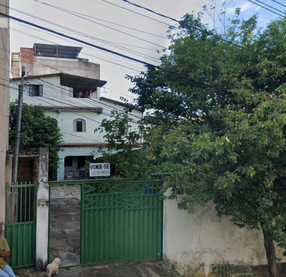 Casa com 3 Pavimentos - Rua Itaquera, 109 - Parque Caravelas - Santana do Paraíso/MG