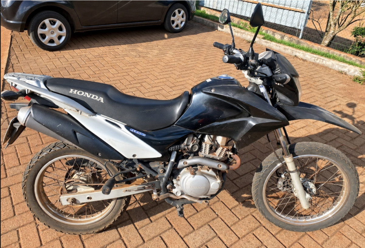 Honda Nxr 150 Bros SD – Ano 2014 – Cor Preta