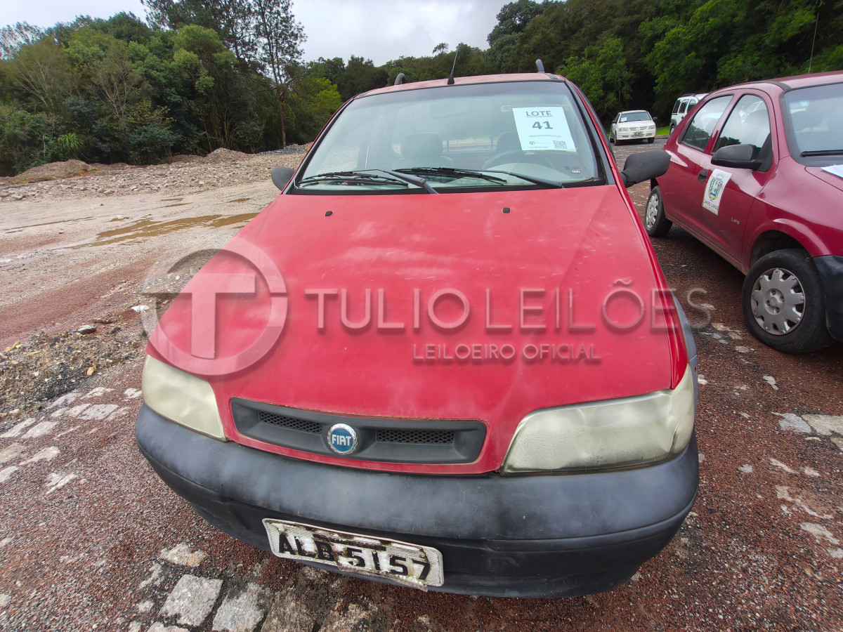 Marca/Modelo: Fiat / Strada Fire/Placa: ALB5157