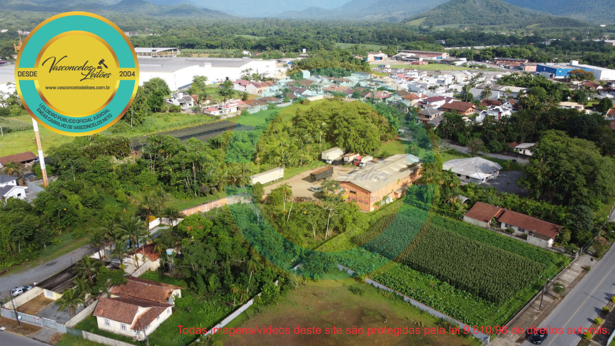 TERRENO EM JOINVILLE, PIRABEIRABA, COM 5.137.95M2 COM GALPÃO DE 985,50M2 IDEAL PARA INDUSTRIAS E LOGISTICA Valor em 2a. Praça: R$ 6.050.000,00 podendo ser à prazo. 50% — foto 3