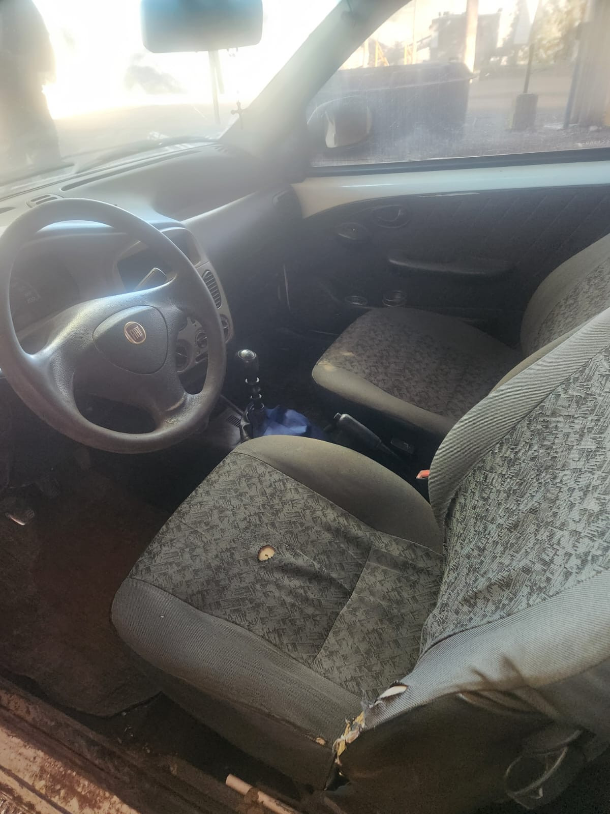 Caminhonete FIAT STRADA FIRE CE FLEX 2011/2012 — foto 3