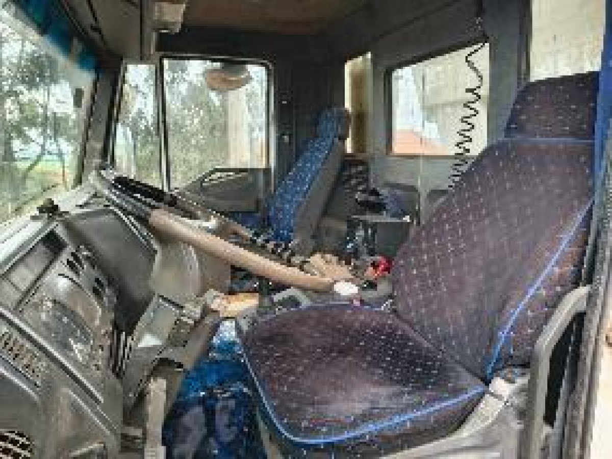 Caminhão IVECO TRAKKER 380T42N 2009/2010 — foto 3